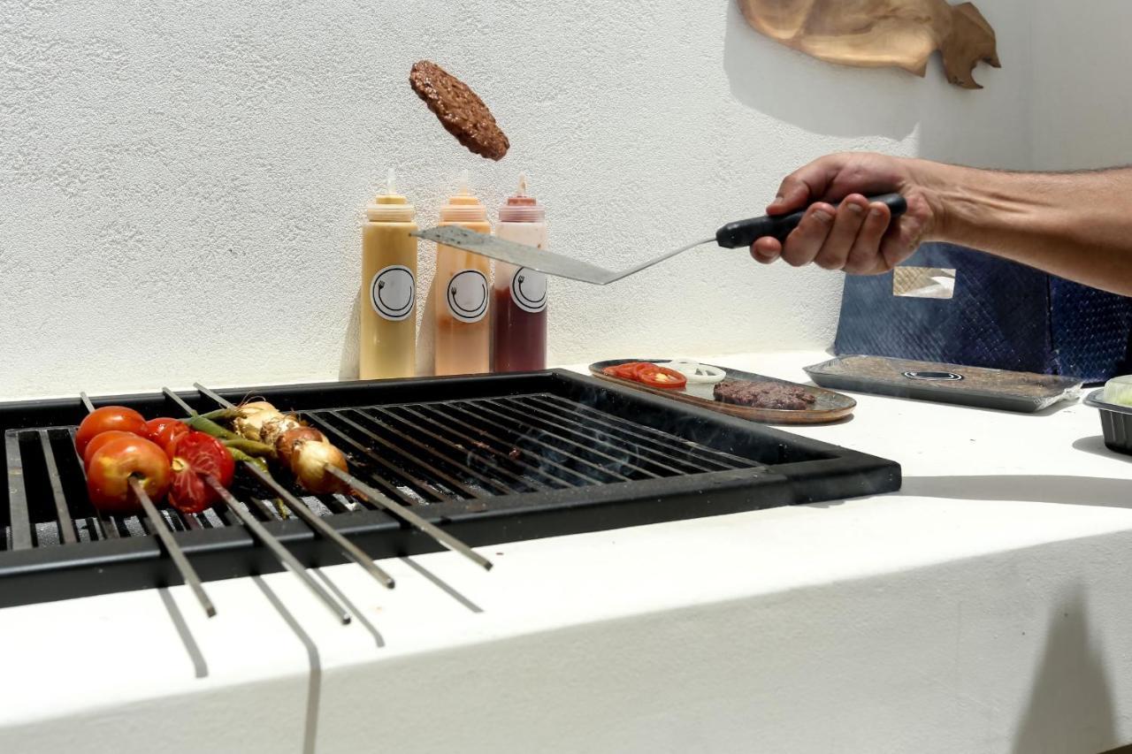 Cloud 7 Residences Ayla Άκαμπα Εξωτερικό φωτογραφία A spatula in use