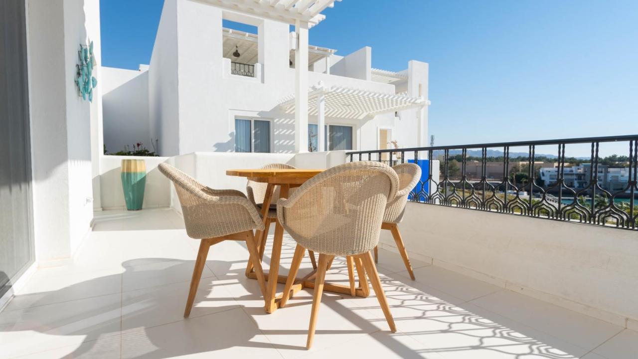 Cloud 7 Residences Ayla Άκαμπα Εξωτερικό φωτογραφία A typical house in Mykonos